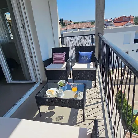 Near The For 4 Apartment